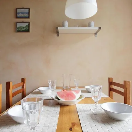 Casa Marsilva - In Old Town Centre, Near The Toscolano Maderno