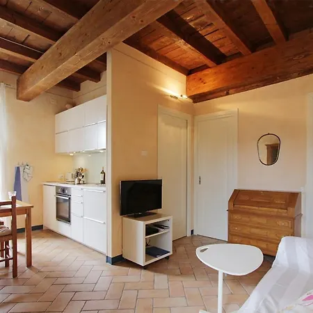 Casa Marsilva - In Old Town Centre, Near The Apartment Toscolano Maderno