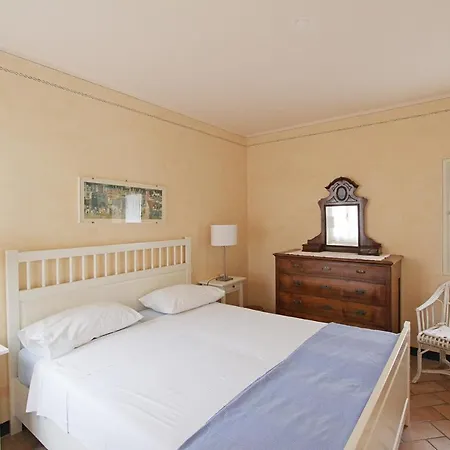 Casa Marsilva - In Old Town Centre, Near The Apartment Toscolano Maderno