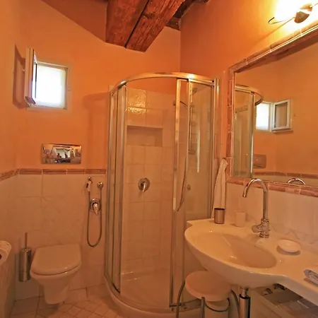 Apartment Casa Marsilva - In Old Town Centre, Near The